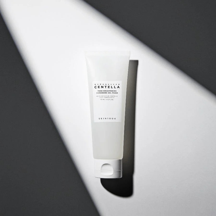 Madagascar Centella Tone Brightening Cleansing Gel Foam 125ml